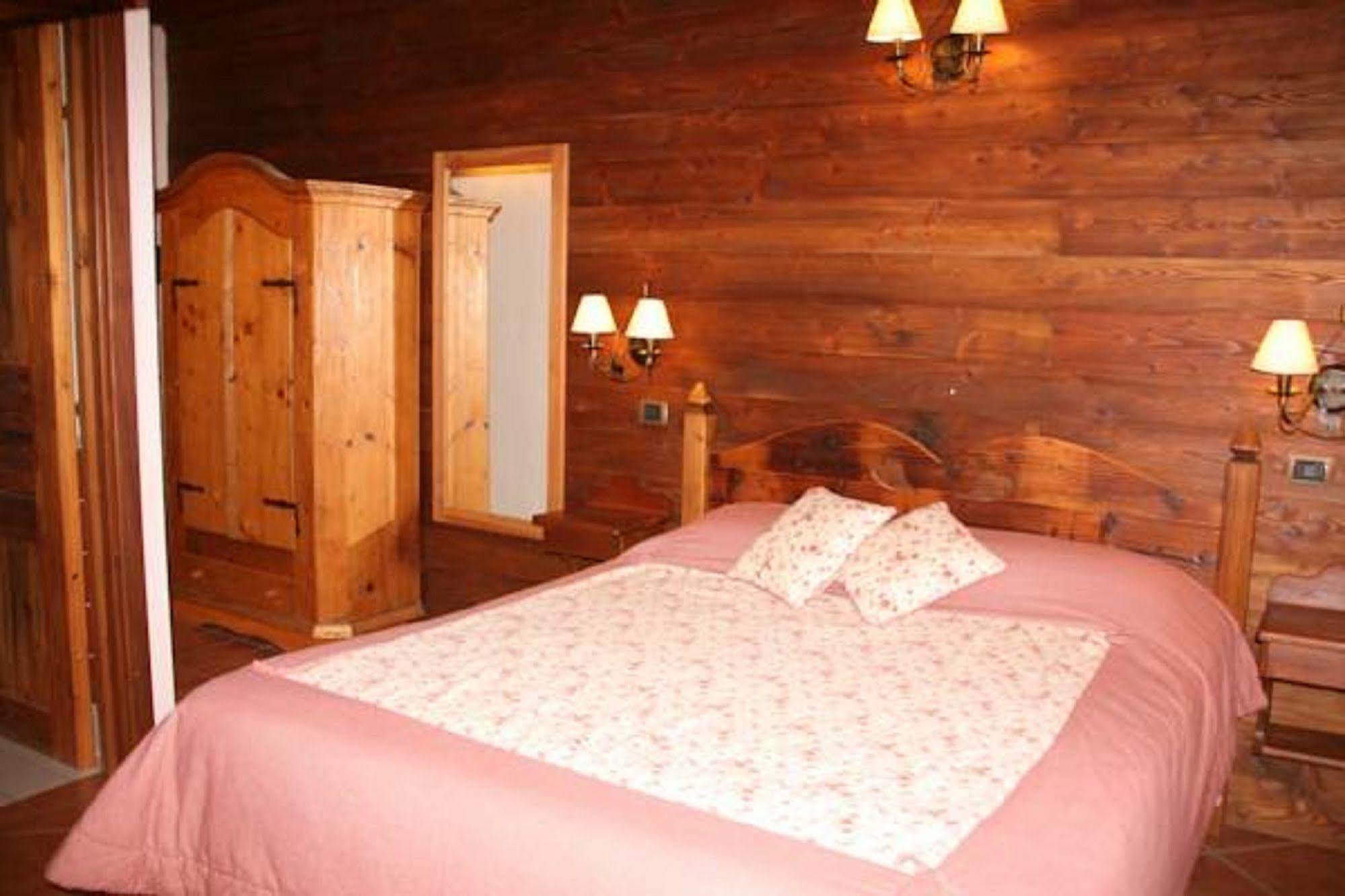 La Maisonnette Montjovet Exterior foto